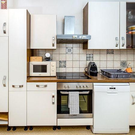 Sunny Citycenter Apartment - Graz Main Station Luaran gambar