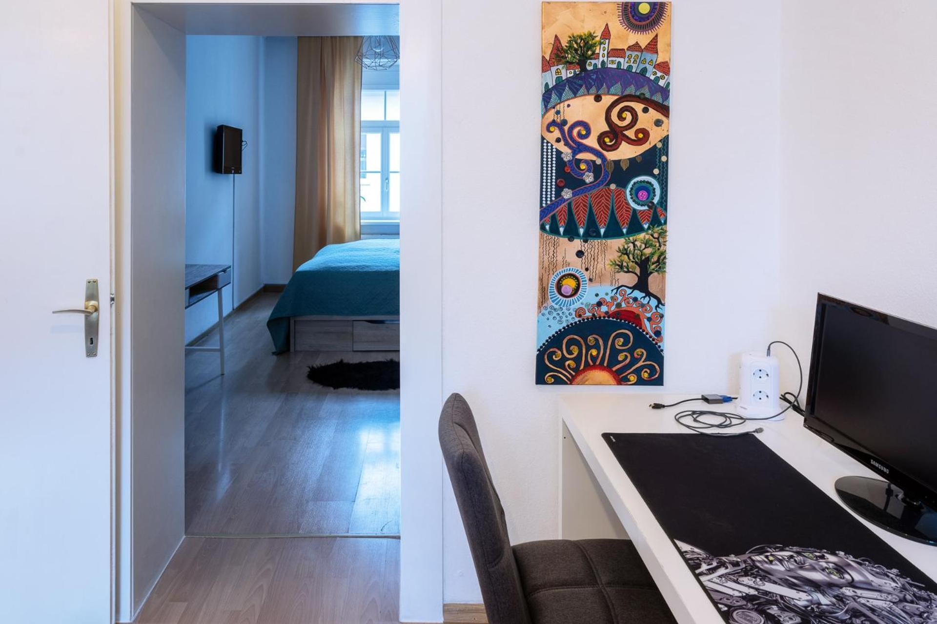 Sunny Citycenter Apartment - Graz Main Station Luaran gambar